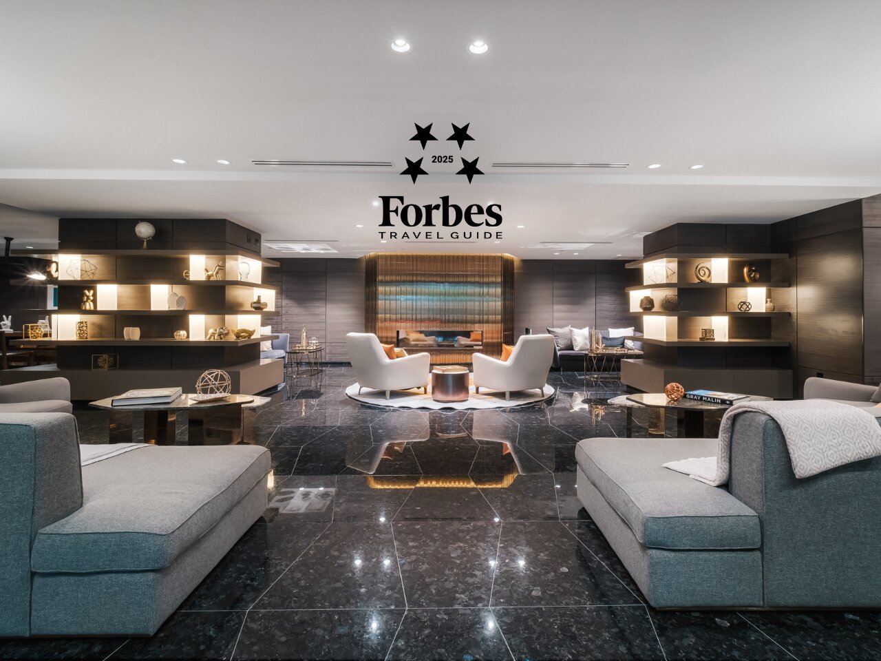 Luxury hotel lobby with elegant furniture and sophisticated design - GOFORTRAVEL consultancy